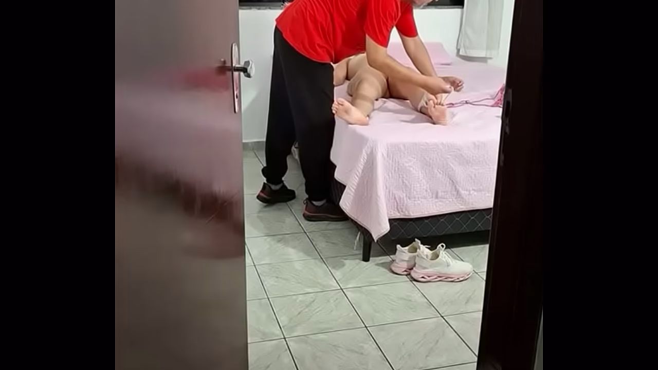 Stepdaughter arrives home from Carnival in the early morning and gives a blowjob.