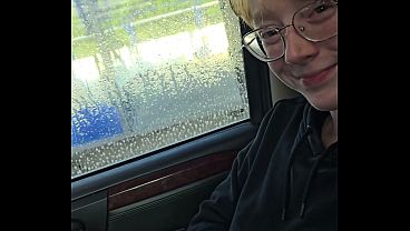 Quick Carwash BlowJob