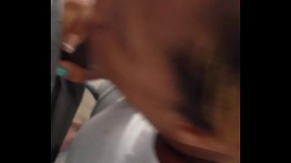 thumb head