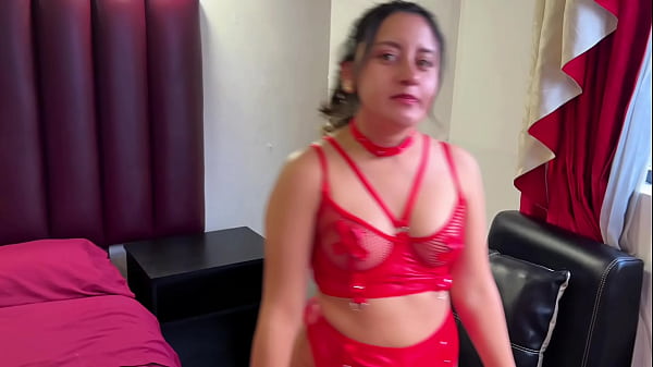 Download Video - Hijastro se folla a su madrastra y se corre dentro&period;