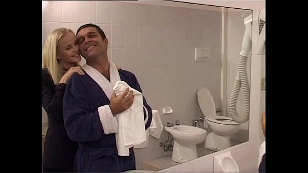 Download Video - A rich couple fuck in their bathroom