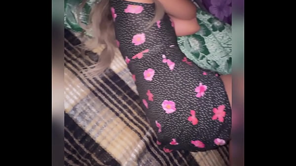 ENTERING So's Room at Night!! Goes to her ROOM and Finds Her Lying in Bed! Ready to be Penetrated!! Homemade Video of a Young Mexican Woman!