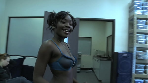 Osa Lovely Twerks Her Black Ass Up And Down A Black Dong