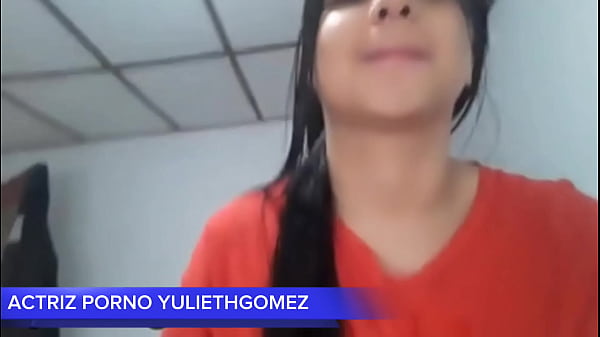 Download Video - QUE RICO CULO TIENE LA UNIVERSITARIA LE DOY UN GRAN SEXO ORAL Y ME MUESTRA SUS GRANDES TETAS&lpar; CASERO REAL&rpar;