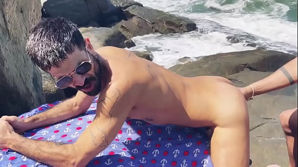 Rick paix&atilde;o e Fernando Brutto na praia de abric&oacute;