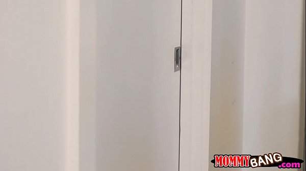 Cory Chase and Chloe Kapri amazing 3some
