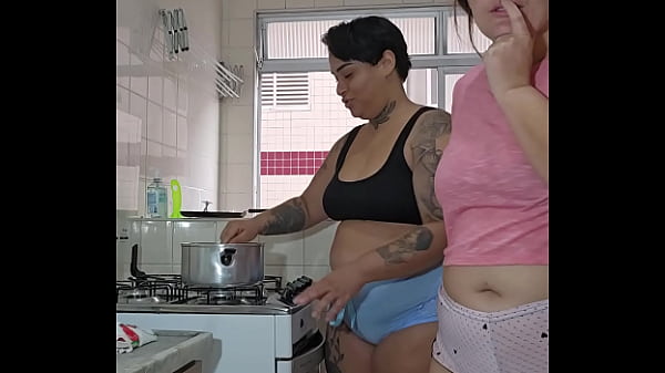 Download Video - Depois de fazer morango do amor eu vou cair de boca na Buceta dela