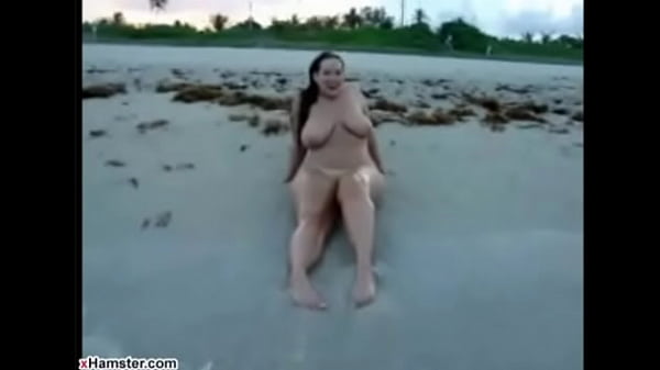 Pawg in beach
