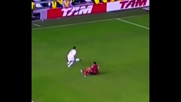Neymar skills Santos, Neymar humiliating at the time of Santos!