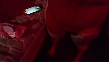 Ruiva casada leva gozada na cara do marido depois de dar muito no swing,