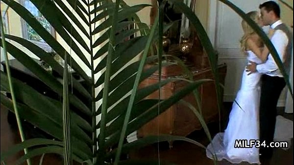Hot Dirtytalking Cougar Smoking Sex