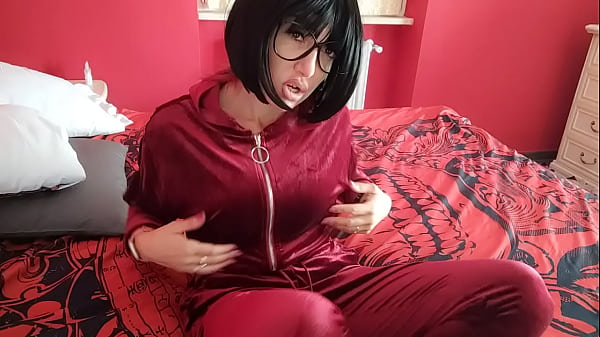 Chantal Channel double farts show