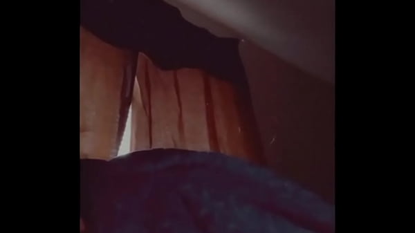 Latina Gf Se Fait Baiser Le Visage