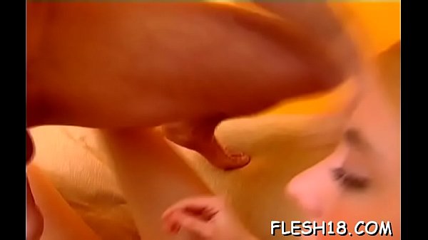 Skilled blonde Betty enjoys deep lovebox bang