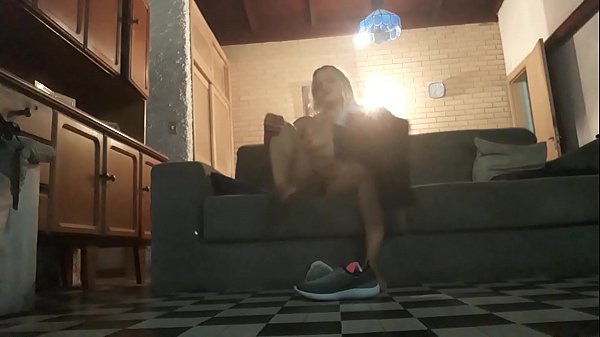Leaked this video of the hot blonde from BBB !!!