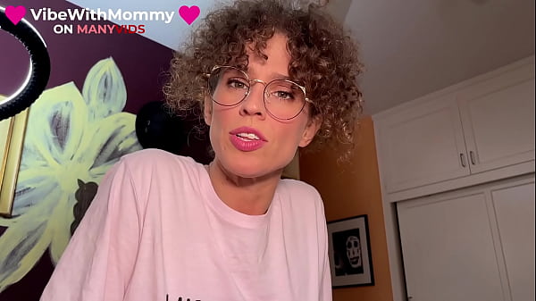Jewish Stepmom Gets Caught Farting and Makes You EAT HER FARTS with VibeWithMommy