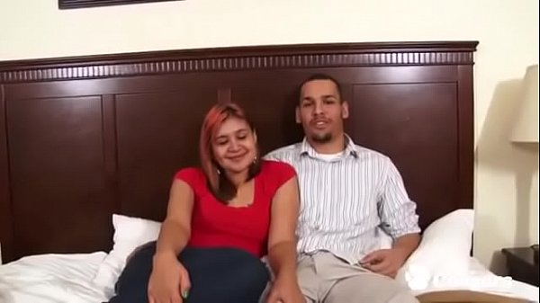 Download Video - Mexican Couple Fuck On Camera For Cash