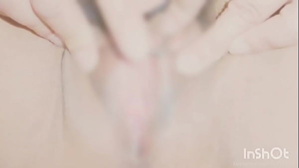 thumb pee