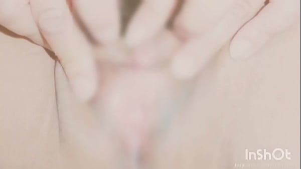 thumb pee