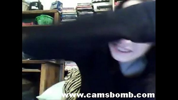 Cute nerd masturbate till she cums