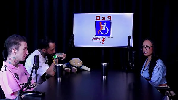 Download Video - VEJA A ENTREVISTA SAFADA E CHEIA DE PUTARIA COM A ALICE VASCONCELOS E OLHAR SOBRE RODAS NO PORN CAST BRAZIL - PARTE 3 &lpar;WATCH ON&colon; SHEER&sol;RED&rpar;