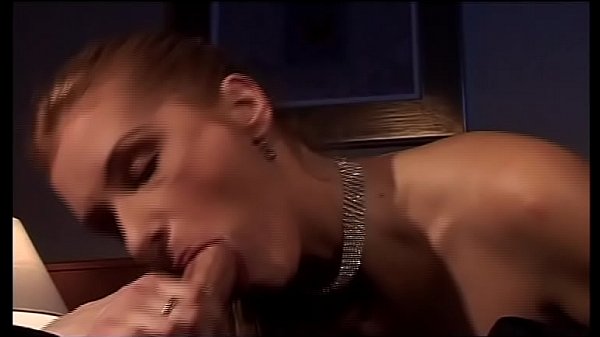 High class lady in black lingerie gets ass fucked