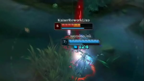 evelynn comendo cu de desconhecidos em sumoners drifts