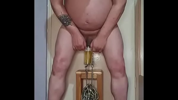 Hanging heavy chains from my bullsacks with nip...