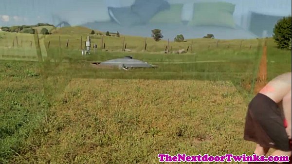 Download Video - Cumswallowing ginger twink in threeway fun