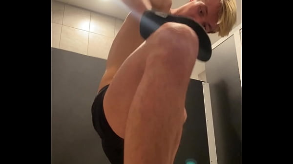 Download Video - Tanning lotion at PF bathroom
