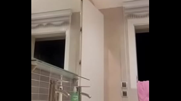 Huge ass mom Thumbnail