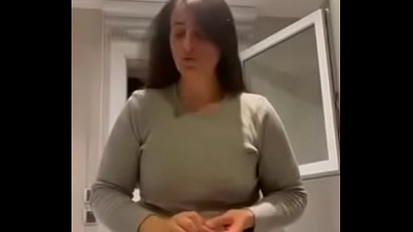 Huge ass mom