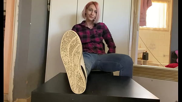 Custom: foot fetish