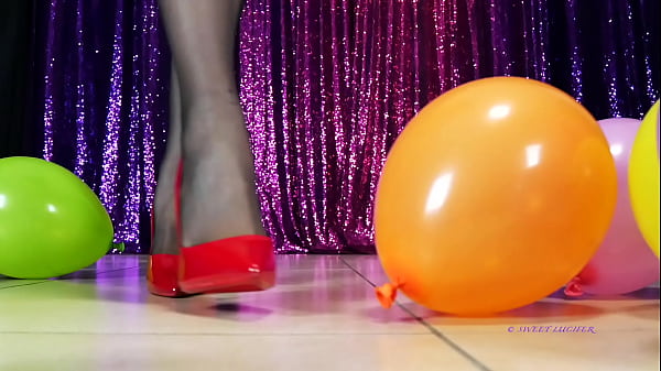 Balloons burst crush trampling squeezy asmr sound high heels mistress femdom findom Goddess fetish Sweet Lucifer Rebecca Diamante dominatrice