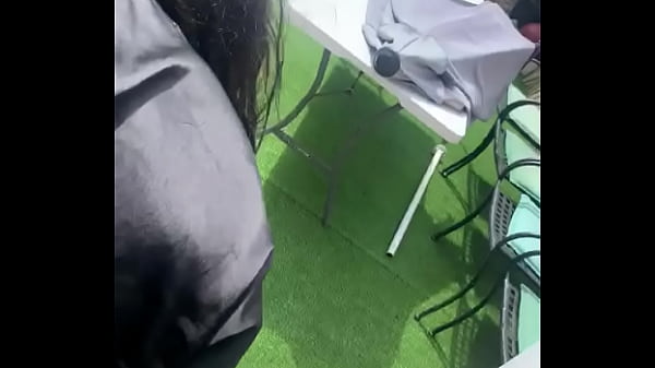 I was tying to put the washing out