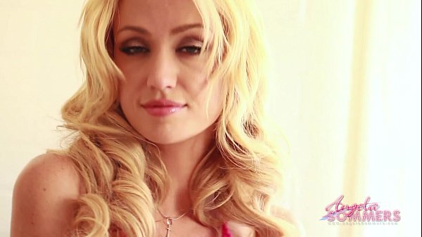 Download Video - Angela Sommers heated dildo fuck
