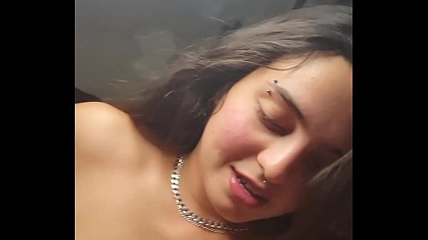 [Area51FREAK] Uncontrollably SQUIRTING HERSELF ...