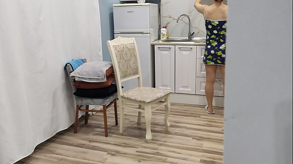 The owner of the house met the housekeeper in his kitchen and fucked her hairy pussy and came on her stomach and hairy pussy 4K