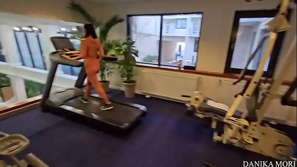 Ero in palestra ed un ragazzo si è avvicinato... Spoiler: non è stevemorirealI was in the gym and a boy approached ...