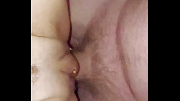 Pussy gets filled with a creampie and cleaned up