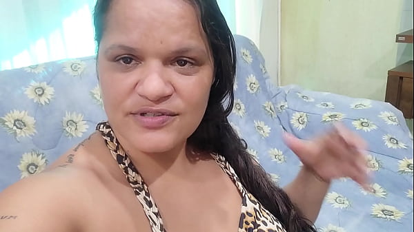 Dei o cuzinho pro meu vizinho quando meu marido saiu pra trabalhar. Fiquei cheia de porra