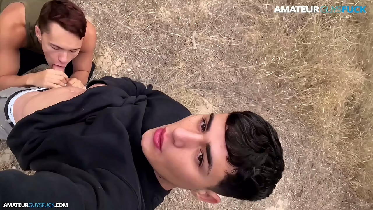 Cruising Friends enjoy going for a run and end up fucking outdoors