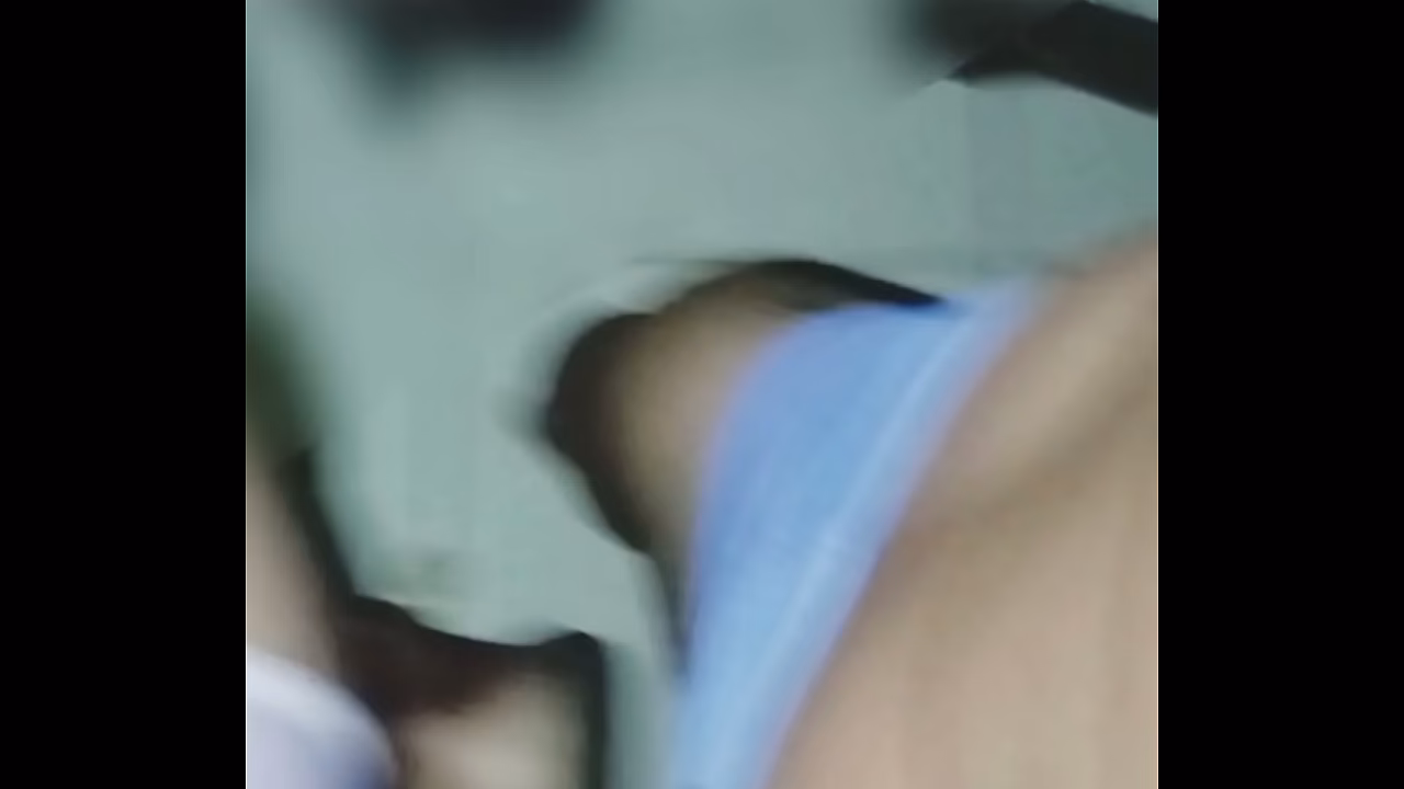 Novinho comendo a Wanessinha Silva , na janela de casa