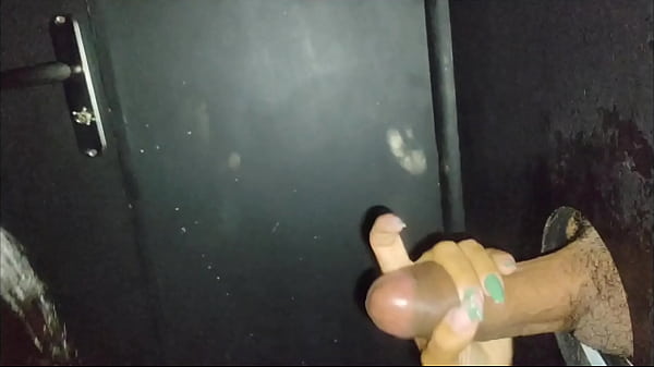 I sucked a black cock with pleasure in the gloryhole and even gave him my ass!