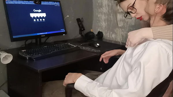 My pregnant wife doesn't let me watch porn, giving me a blowjob instead