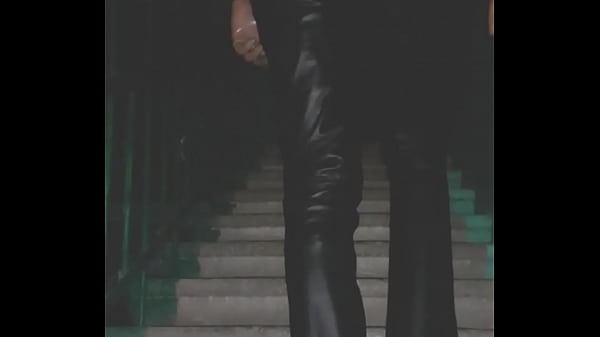 Gloved thief in leather pants