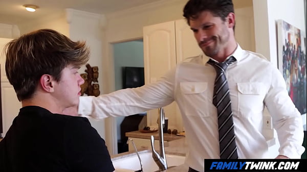 FamilyTwink - Muscled Stepdad Crushes her Twink...