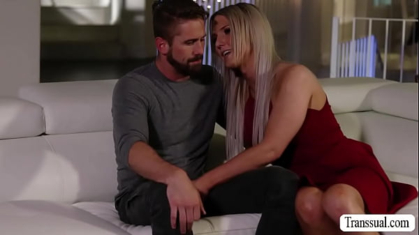 Blonde TS Kayleigh Coxx bareback fucks Wesley W...