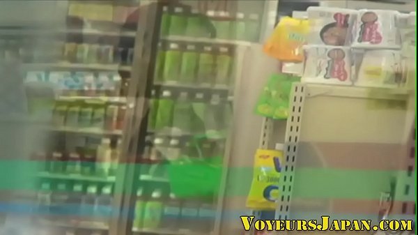 Horny japanese teen rubs