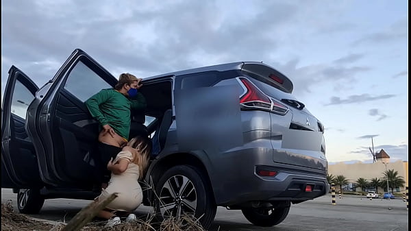 Risky Anal sex in public parking lot